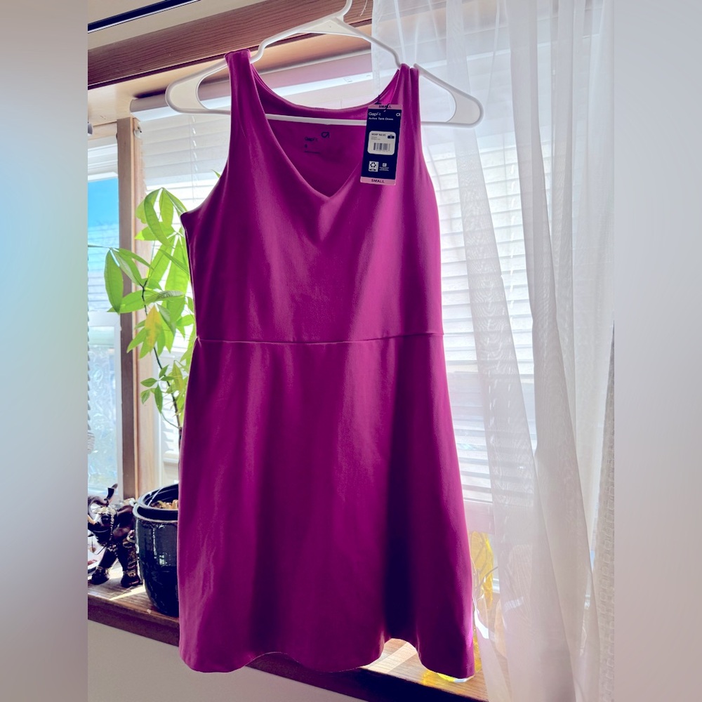 GapFit Active Tank Dress W/ Shelf Bra X-Small Pink